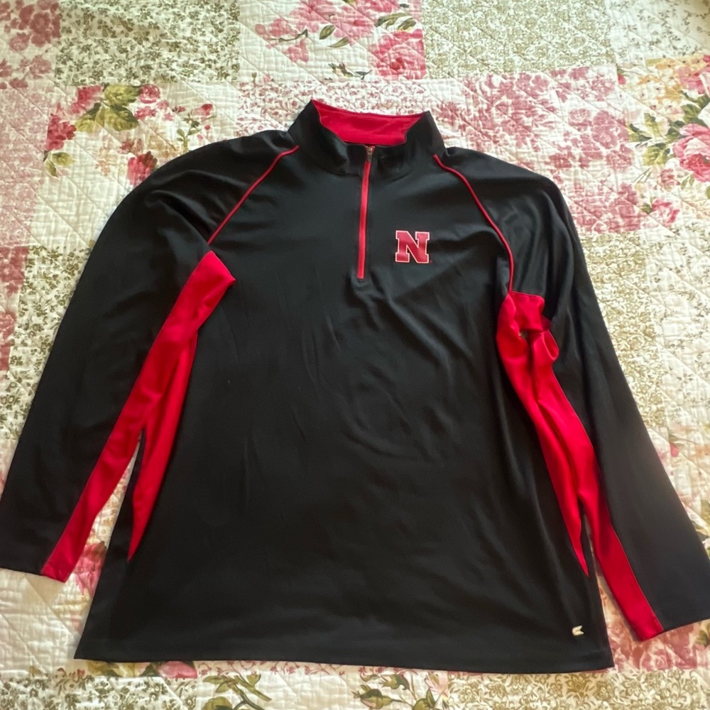 Colosseum brand Nebraska Huskers quarter zip black and red shirt
